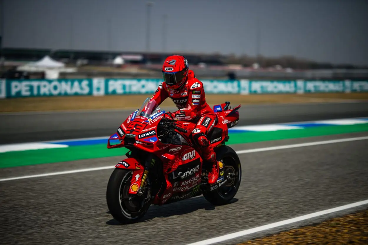 MotoGP | GP Argentina 2025, FP1: Marc Márquez comincia alla grande a Termas de Río Hondo, Bagnaia annaspa