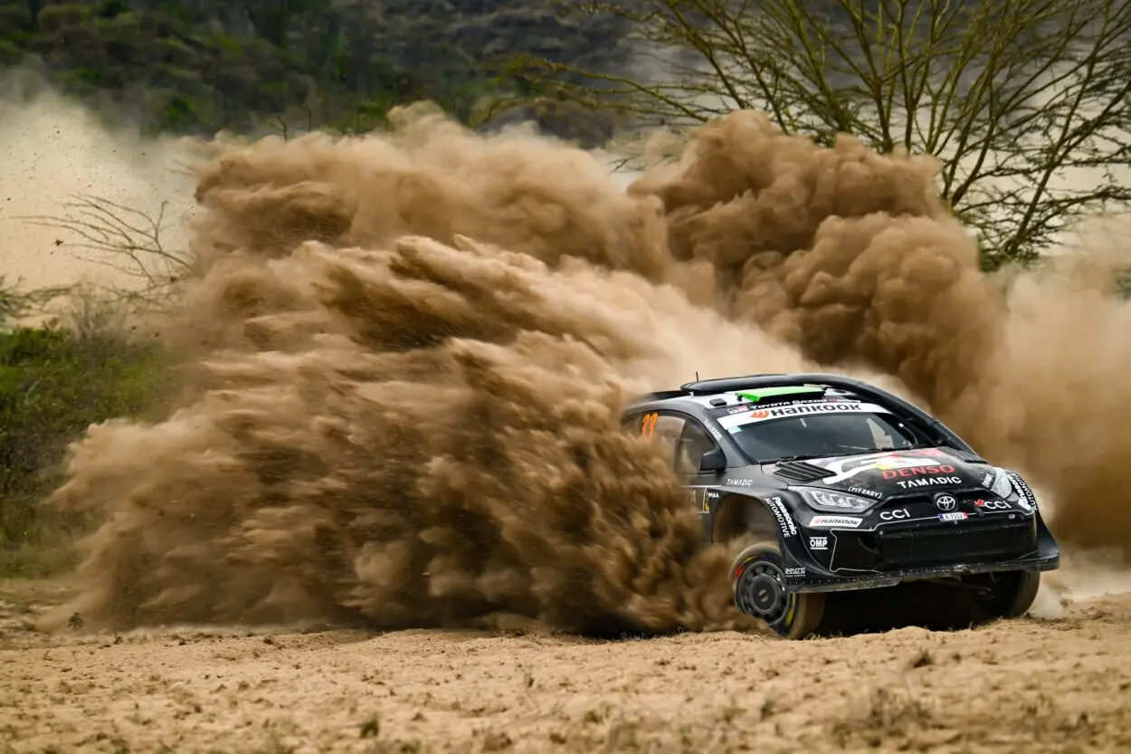 WRC | Rally Safari 2025, PS1-10: Tänak tradito da un semiasse, Evans guida la classifica della prima tappa