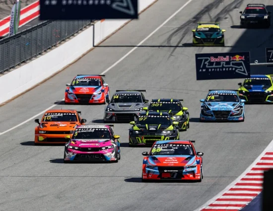 TCR Eastern Europe | Red Bull Ring 2025: Adam Kout quasi perfetto, Giacomo Ghermandi trova finalmente il primo successo