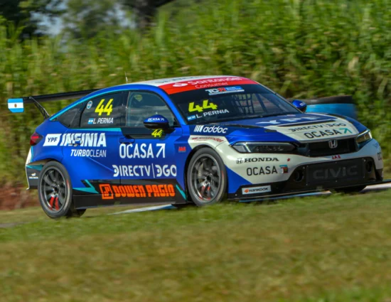 TCR South America | Oberá 2025, Gara 1: Leonel Pernía vince una lotta di tensione su Cardoso e Piquet