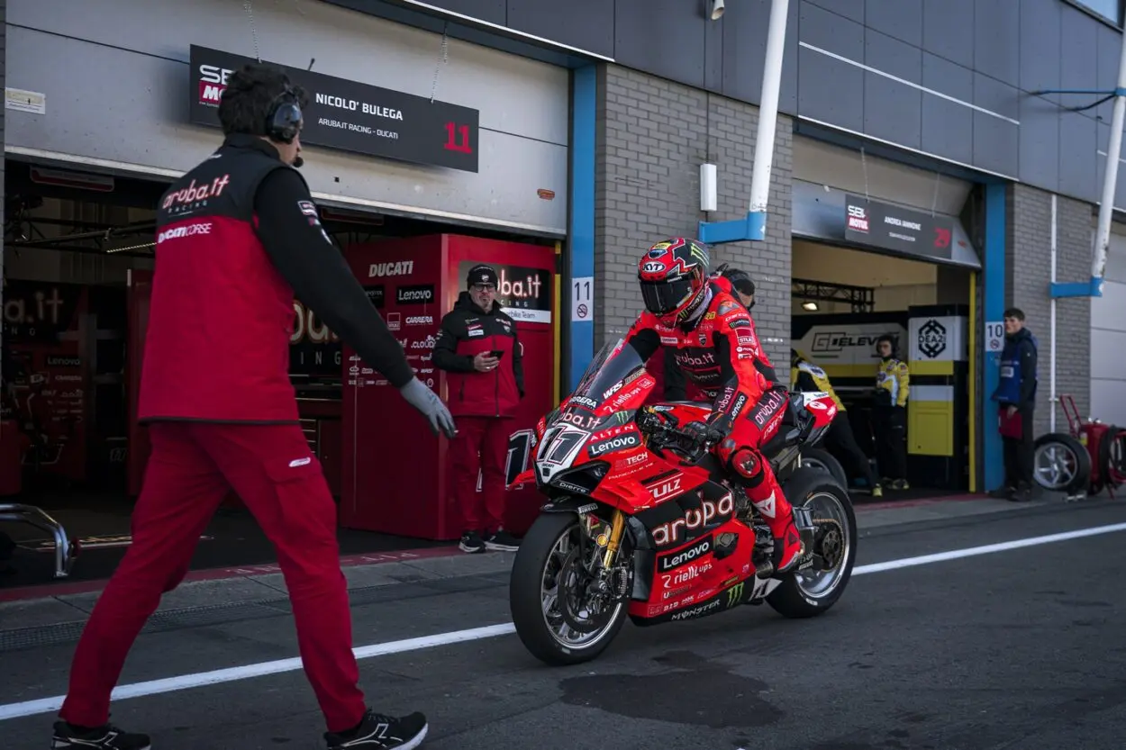 SBK | Round Olanda 2025, WUP: diluvio ad Assen, Nicolò Bulega rimane il più veloce