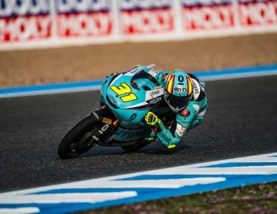 Moto3 | GP Spagna 2025, FP2: Adrián Fernández al top in una sessione con bandiera rossa