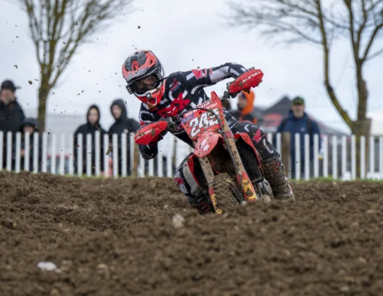 MXGP | GP Sardegna 2025: Gajser batte Coenen in volata nella gara di qualifica