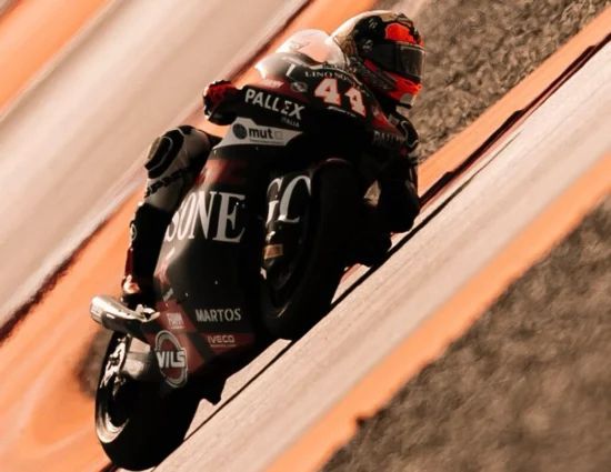 Moto2 | GP Qatar 2025, Gara: vittoria in rimonta e leadership del mondiale per Arón Canet