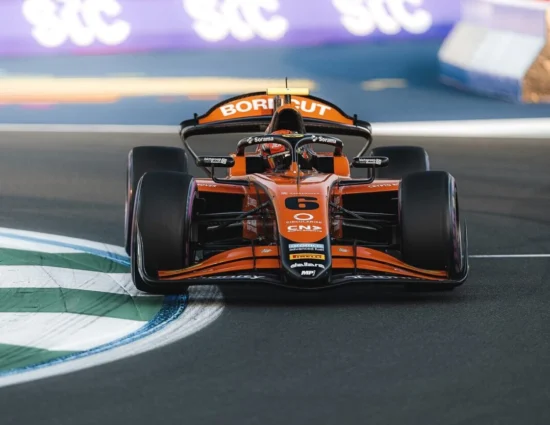 F2 | GP Arabia Saudita 2025, Feature Race: Richard Verschoor si rifà dalla penalità del sabato e vince la gara lunga di Jeddah