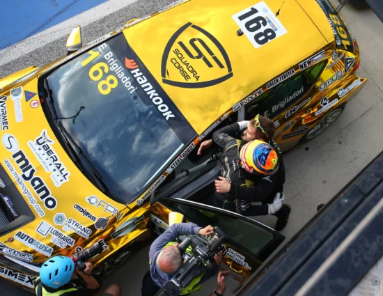 TCR Italy DSG | Vallelunga 2025, Prove Libere 1-2: Eric Brigliadori domina le sessioni del venerdì