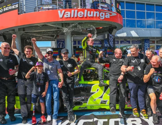 NASCAR Euro Series | Vallelunga 2025: PK Carsport domina il weekend con le vittorie di Ghirelli e Krasonis!