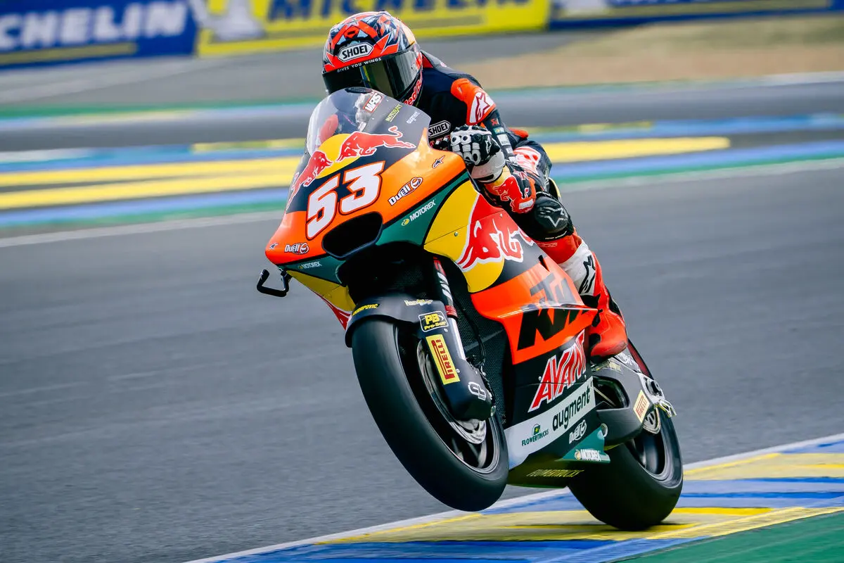 Moto2 | GP Francia 2025, FP2: Öncü da record, González e Salač inseguono