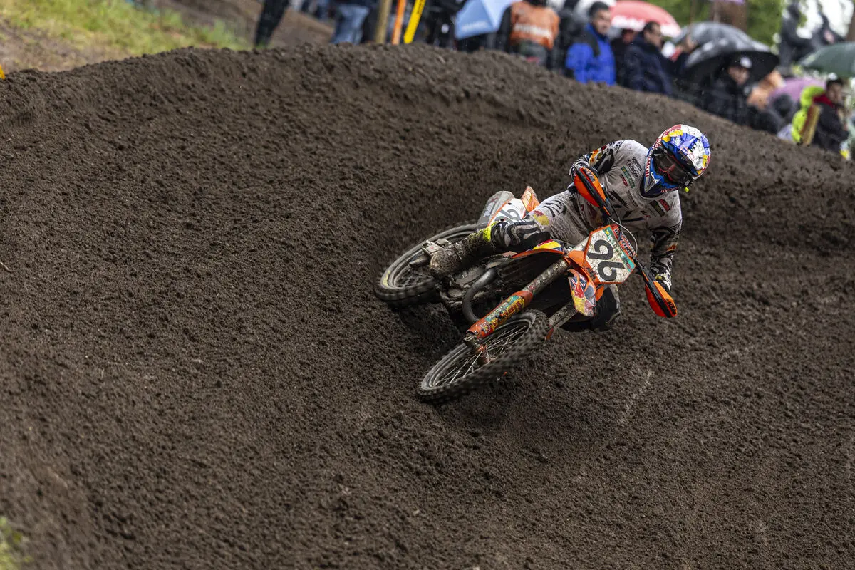 MXGP | GP Francia 2025, gara di qualifica: Lucas Coenen detta di nuovo legge al sabato, Febvre terzo