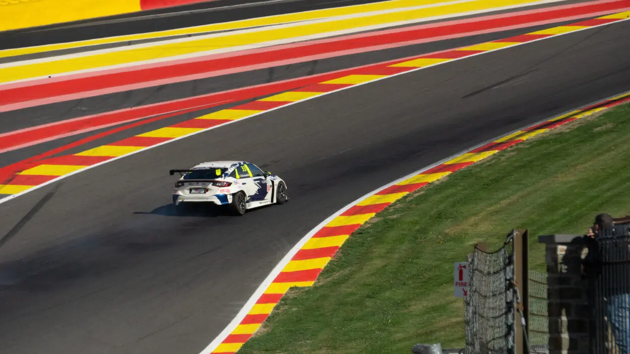 TCR Europe | Spa-Francorchamps 2025, Santiago Concepción: “Felice ma non soddisfatto del primo podio visto come eravamo partiti”