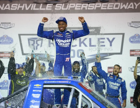 NASCAR | Truck Series, Nashville: Rajah Caruth vince a sorpresa una gara calma