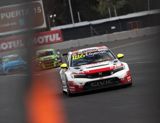 TCR World Tour | Mexico City 2025, Gara 2: Riscatto di Guerrieri che sul finale resiste all’arrivo di Ehrlacher