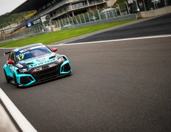 TCR Europe | Spa-Francorchamps 2025, Prove Libere 1-2: Taylor piazza il miglior tempo di giornata, Butti rapido prima del botto (senza conseguenze)