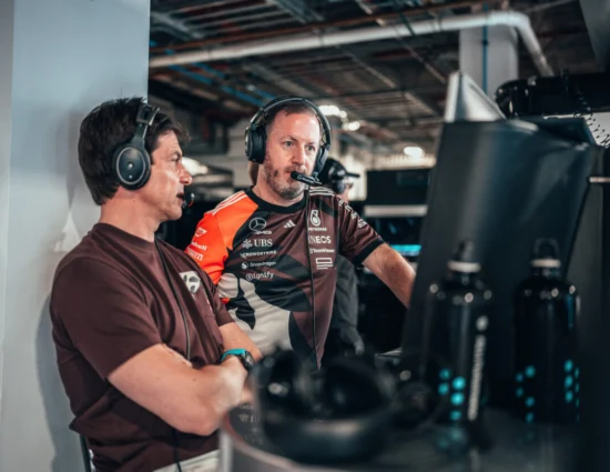 F1 | GP Miami 2025, Toto Wolff si gode il suo Kimi dopo la Pole per la Sprint: “Migliora ad ogni weekend”