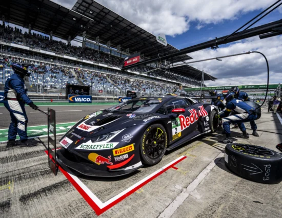DTM | Clamoroso al Lausitzring: rubata una gomma nel box di ABT Sportsline