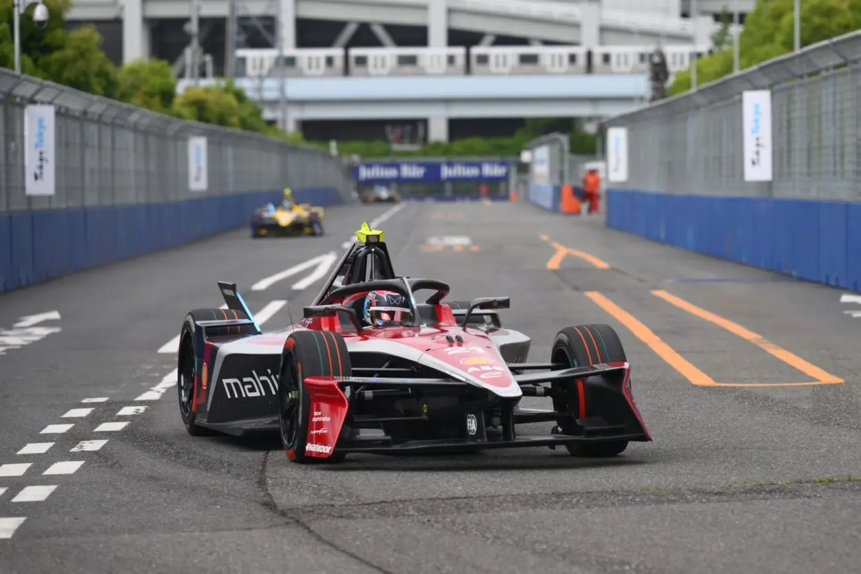 Formula E | Tokyo ePrix 2025: Respinto il reclamo di Mahindra presentato contro la penalità di De Vries nella gara del sabato