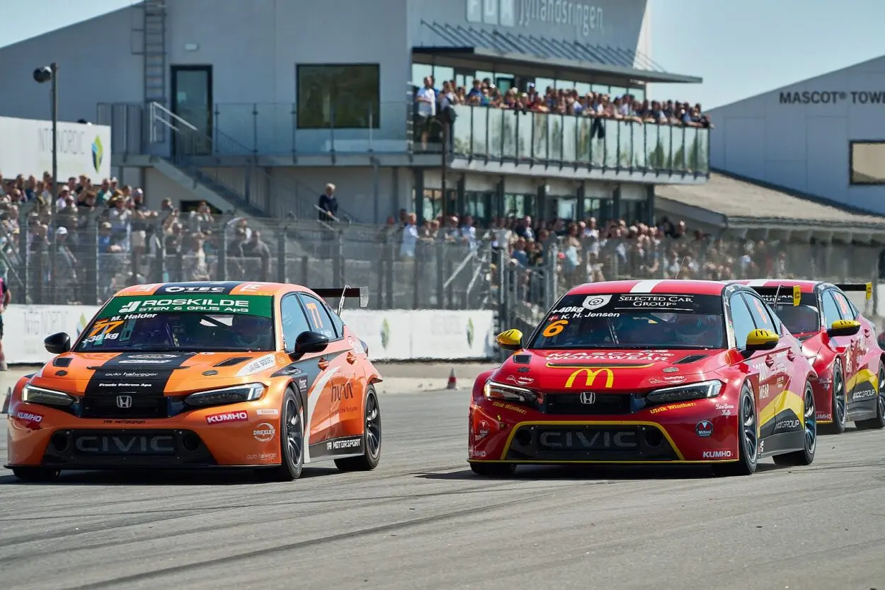 TCR Denmark | Anteprima Jyllandsringen #1 2025: la 50esima gara su questo circuito e la 100a per la serie danese