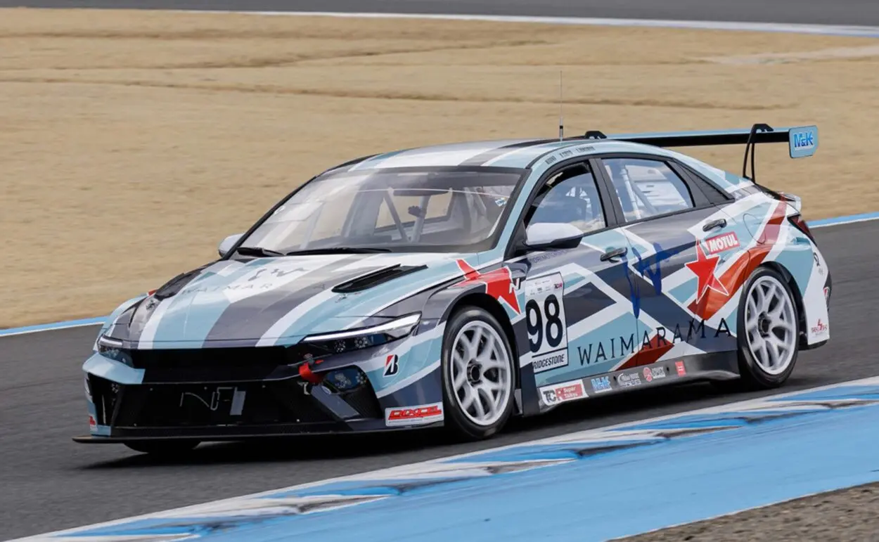 TCR Super Taikyu | Giuliano Alesi al debutto sulla Hyundai durante la 24 Ore del Fuji