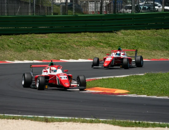 F4 Italia | Vallelunga 2025: Kean Nakamura-Berta vince in scioltezza Gara 1