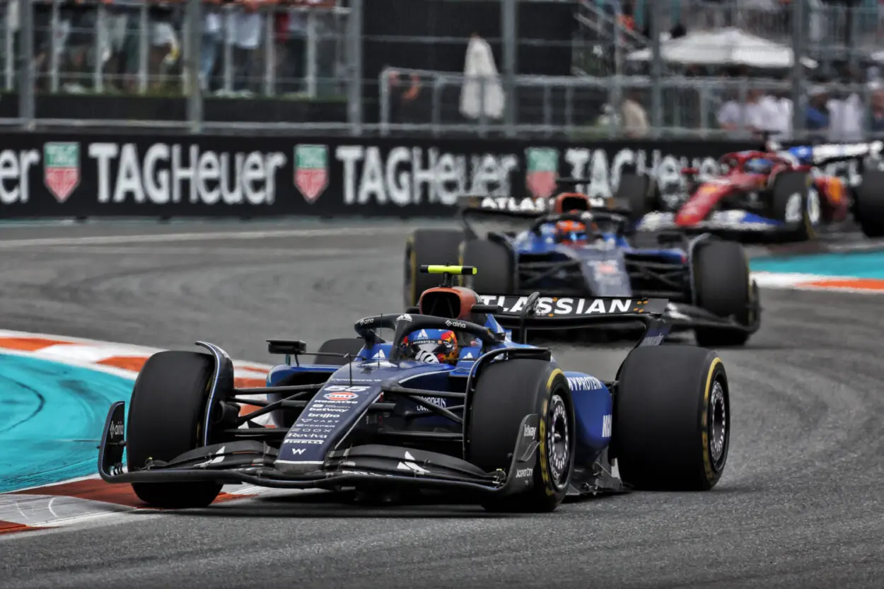 F1 | GP Miami 2025: una Williams stellare si mette dietro Antonelli e le Ferrari. E ora a Grove si sogna in grande