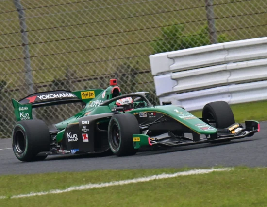 Super Formula | Autopolis 2025: Iwasa out, Tsuboi ringrazia e fa sua la vittoria