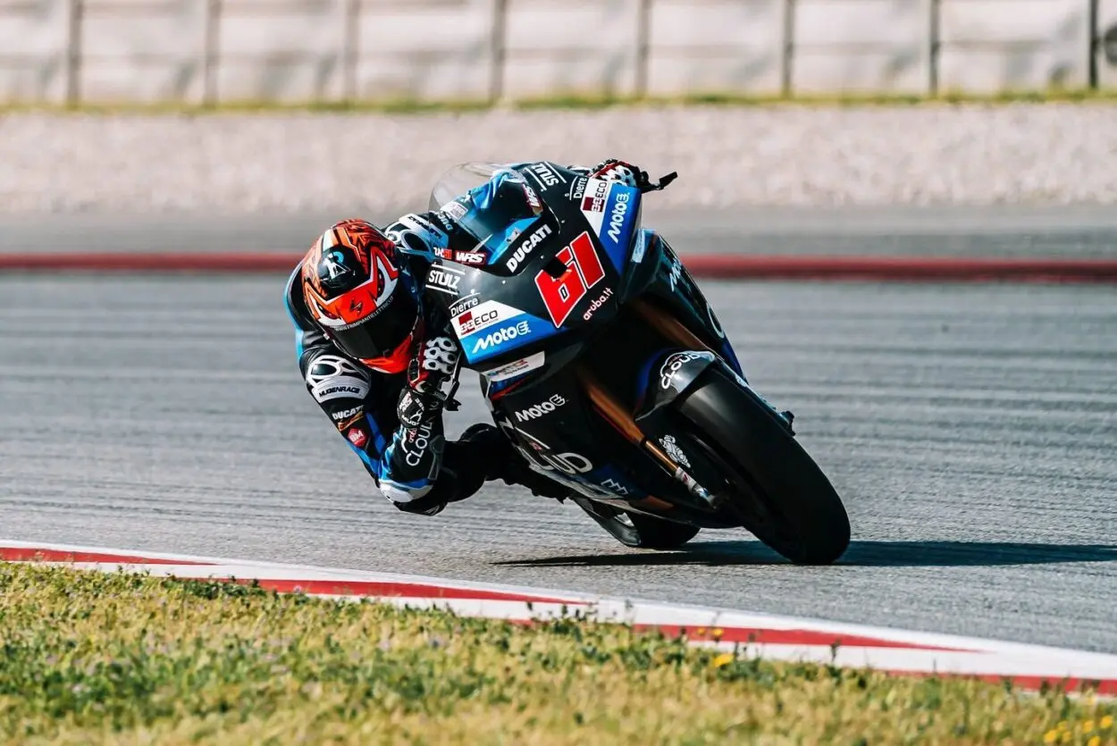 MotoE | GP Francia 2025, Qualifiche: Alessandro Zaccone conquista la prima pole position dell’anno della serie elettrica