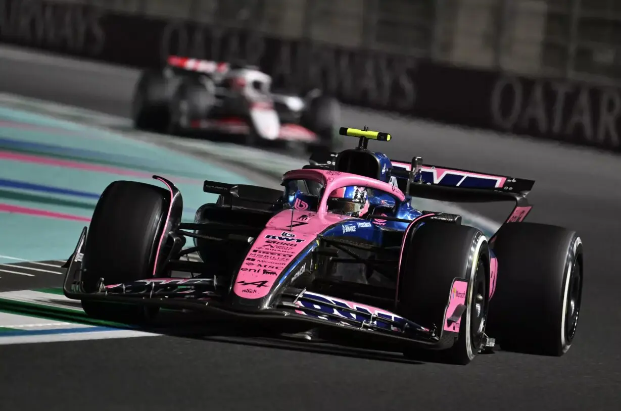 F1 | Offese social contro Doohan e Tsunoda da parte dei “tifosi” argentini. Intervengono anche Alpine e Ben Sulayem