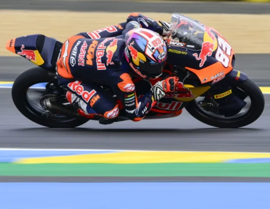 Moto3 | GP Gran Bretagna 2025, Practice: Álvaro Carpe svetta nella prequalifica, Almansa ancora secondo