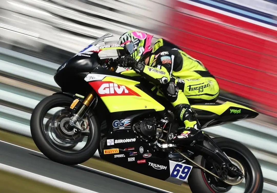 SSP / WCR | Round Italia 2025, WUP1: Booth-Amos porta davanti la Triumph, Ponziani prima nel WCR