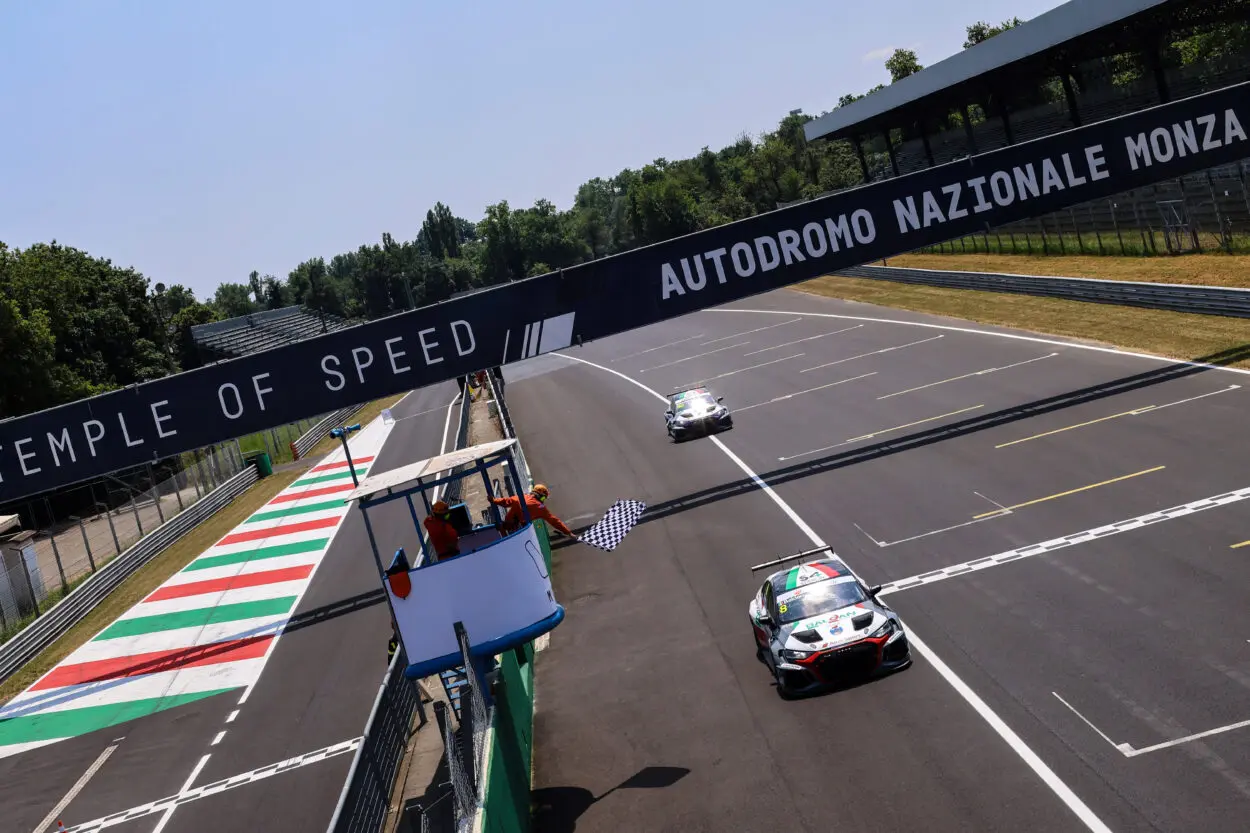 TCR Italy | Monza 2025: Baldan penalizzato di 5 secondi in gara-2, non perde la vittoria