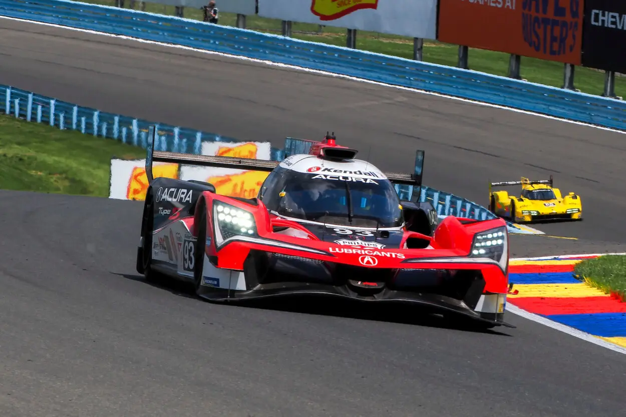 IMSA | Sahlen’s 6 Ore del Glen 2025, le qualifiche: L’Acura #93 si prende la pole position, disastro per le Porsche