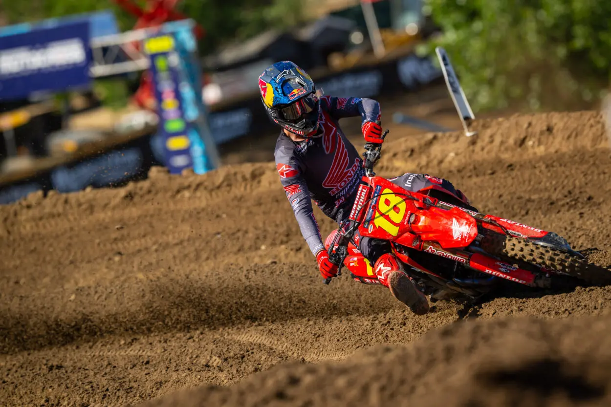 National | Jett Lawrence mette la terza a Thunder Valley, Tomac secondo