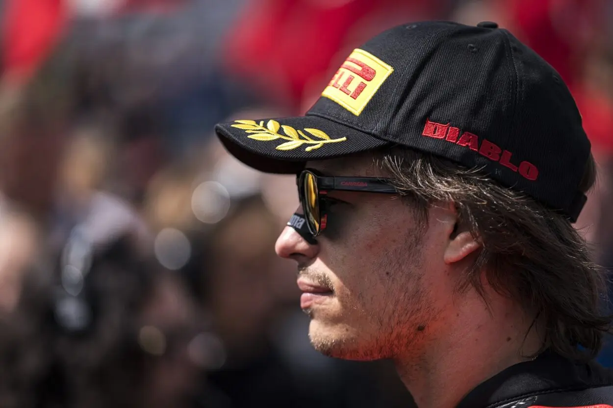 SBK | Intervista esclusiva a Nicolò Bulega, pilota Ducati: “Razgatlioglu avversario molto forte, ma gli stiamo dando filo da torcere”