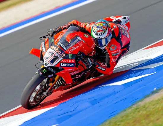 SBK | Round Emilia-Romagna 2025, FP2: Nicolò Bulega e Razgatlioglu staccano gli avversari di quasi un secondo