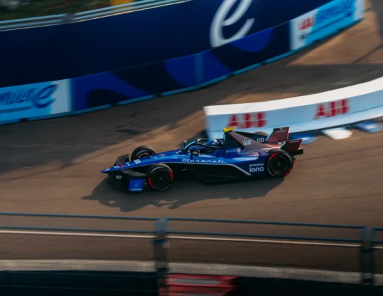 Formula E | Jakarta ePrix 2025: Jake Hughes fa sue le FP2 in condizioni miste