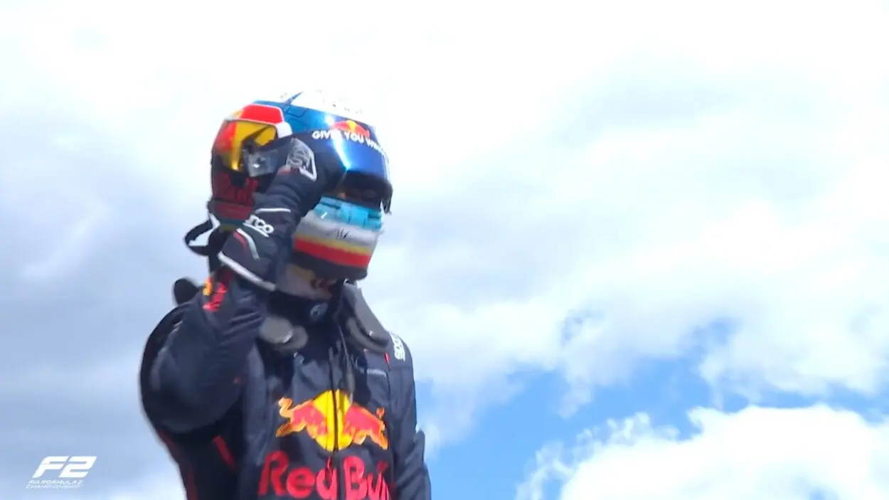 F2 | GP Austria 2025: Marti vince una Sprint Race di safety car e bandiere rosse. Durksen e Stanek a podio