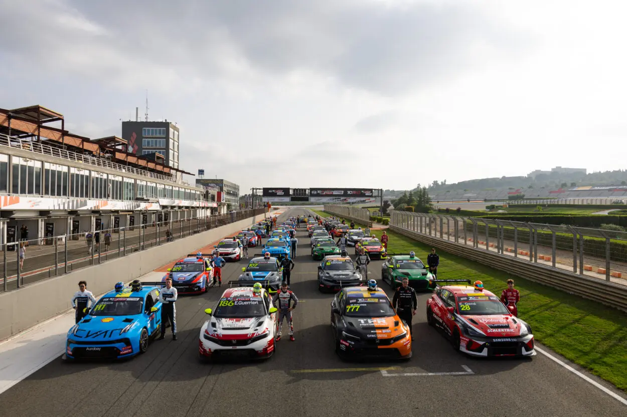 TCR World Tour | 17 piloti al via del round di Monza del Mondiale