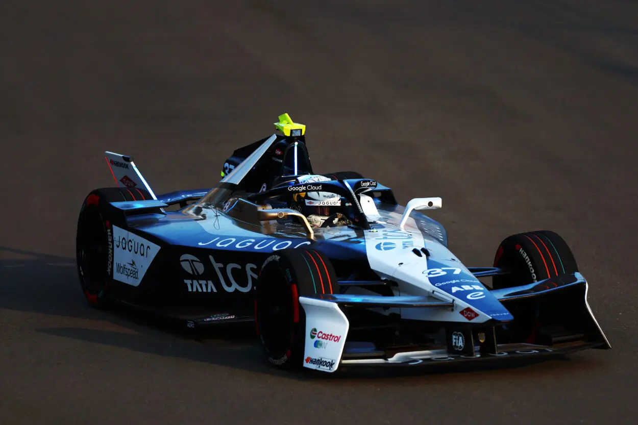 Formula E | Jakarta ePrix 2025: 20 posizioni di penalità per Nick Cassidy nella prossima gara a Berlino