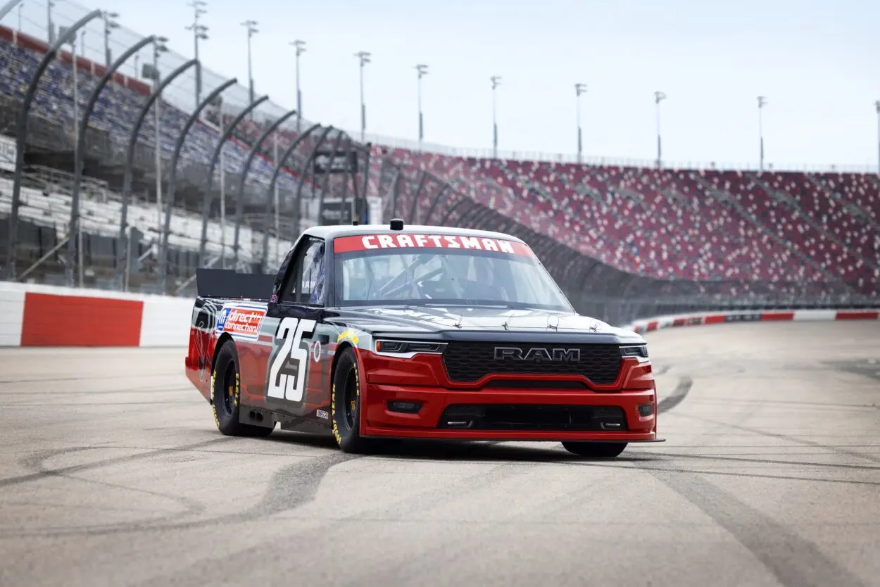 NASCAR | Dodge torna nella Truck Series con il marchio Ram a partire dal 2026!