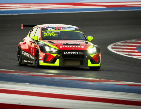 TCR Europe | Misano 2025, Brickley: “Finalmente un buon weekend con buoni risultati. Siamo tornati nelle posizioni che contano”
