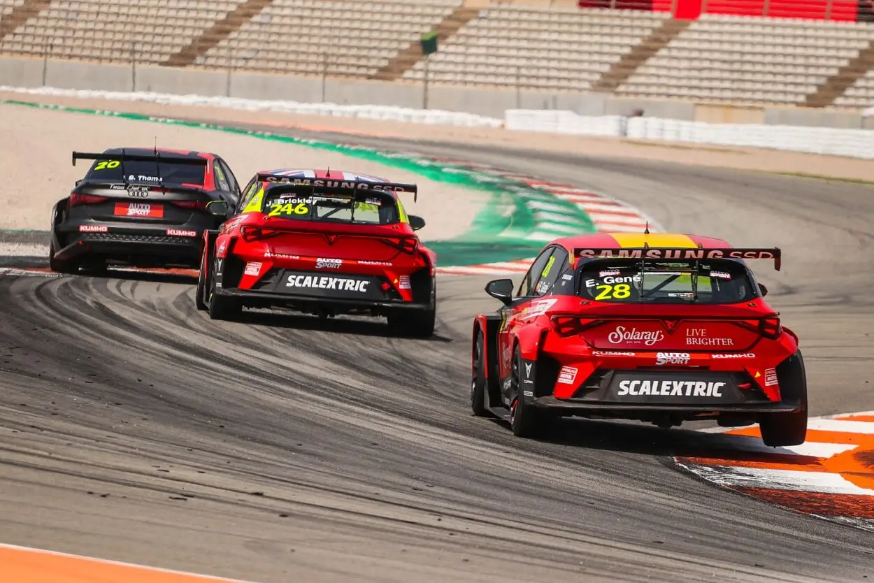 TCR Spain | Valencia 2025, Eric Gené: “La costanza è molto importante perché è così che si vincono i campionati. Honda ne aveva di più questo weekend”