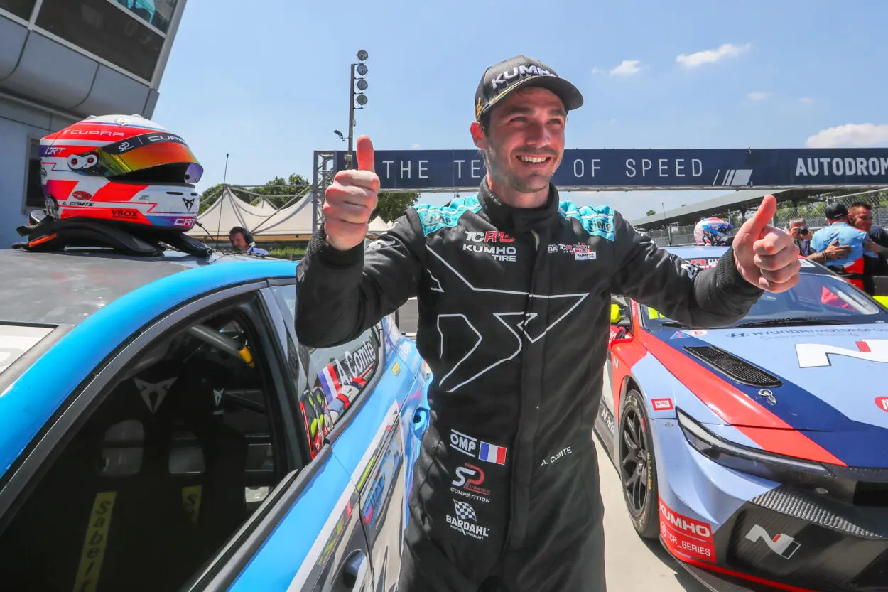 TCR World Tour | Monza 2025, Comte: “Macchina incredibile. Questa vittoria è per mia moglie”