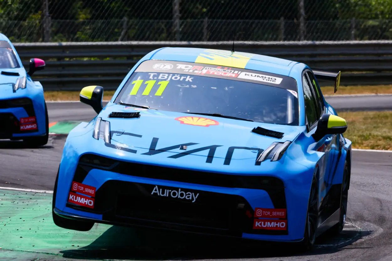 TCR World Tour | Monza 2025, Björk: “Felice di aver conquistato due podi. Adoro battagliare su questa pista”