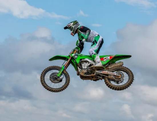 MXGP | GP Gran Bretagna 2025: Romain Febvre si riscatta e ritrova la via del successo