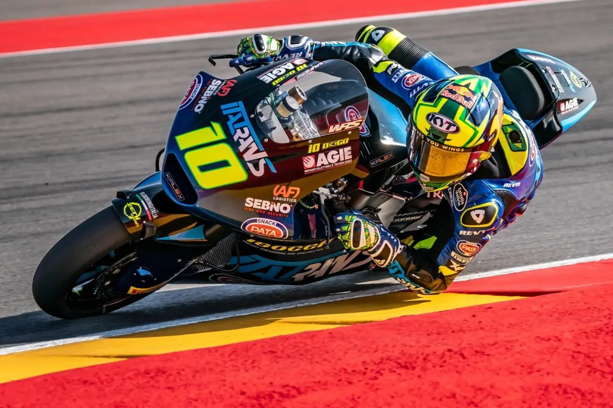 Moto2 | GP Aragona 2025, il weekend di Diogo Moreira: a tredici centimetri da un traguardo liberatorio