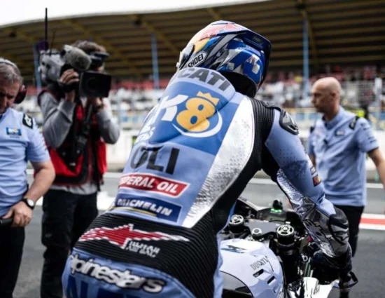 MotoGP | GP Olanda 2025, warm-up: Álex Márquez il più veloce nel turno di riscaldamento