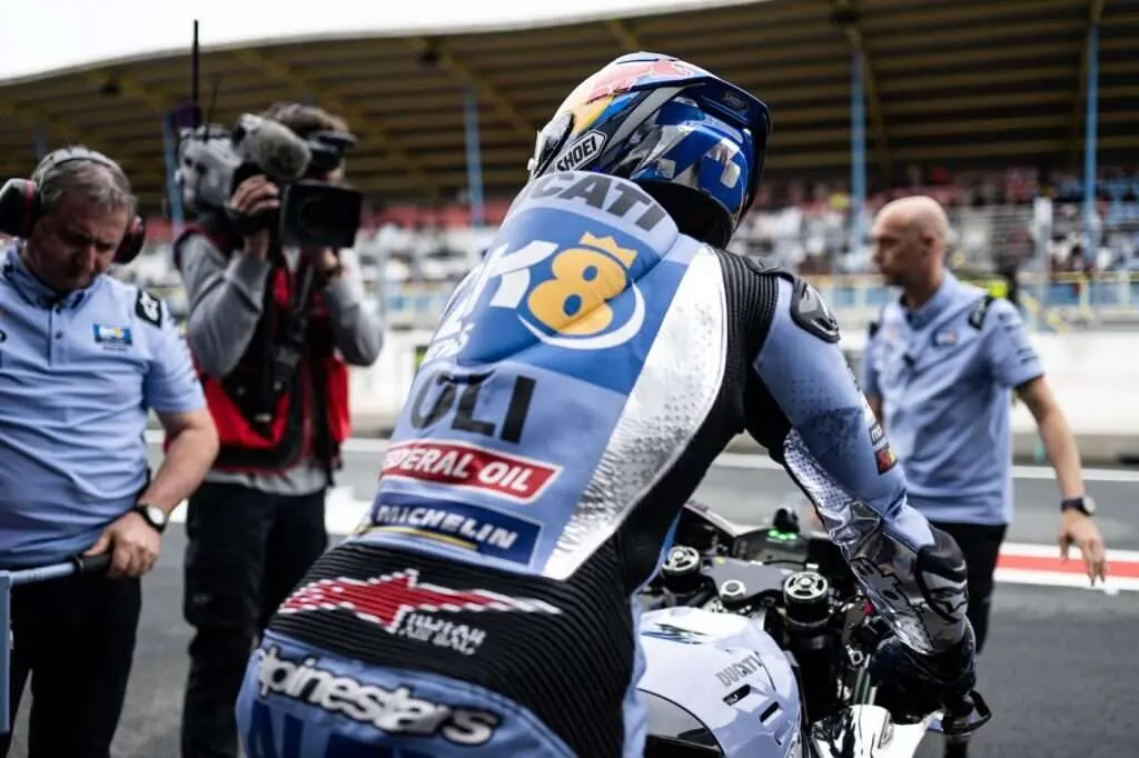 MotoGP | GP Olanda 2025, warm-up: Álex Márquez il più veloce nel turno di riscaldamento