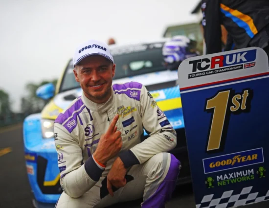 TCR UK | Croft 2025: Shepherd si aggiudica gara-1 davanti a Newsham