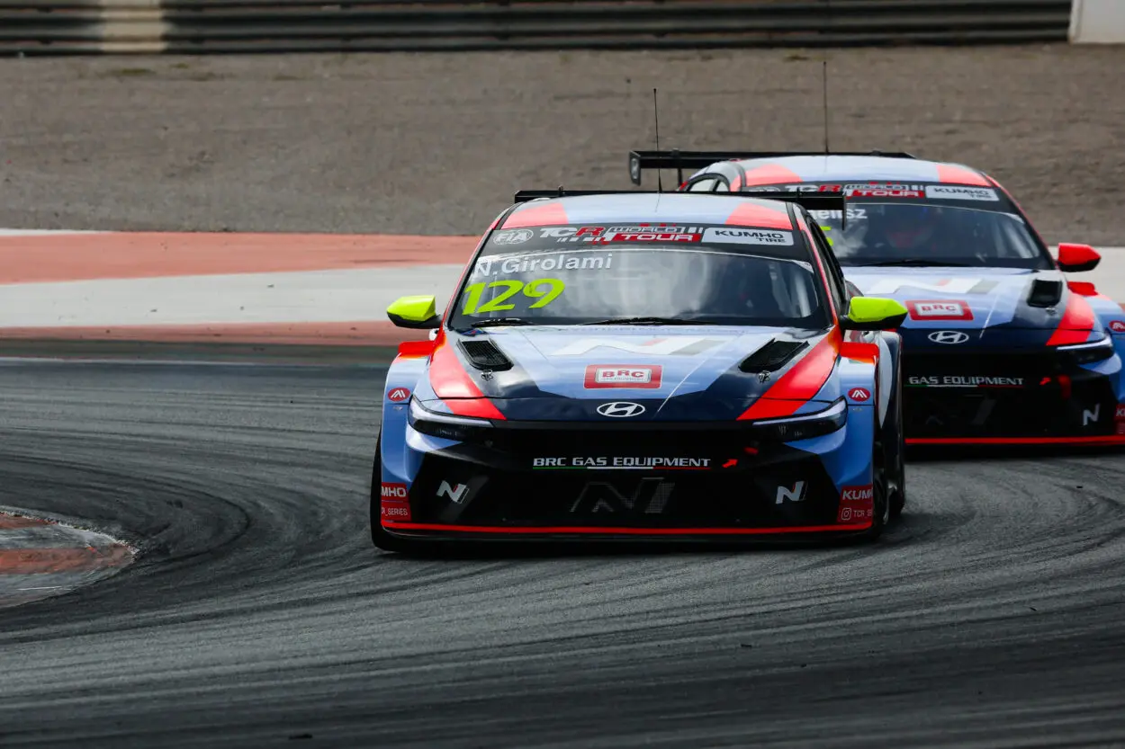 TCR World Tour | Valencia 2025, Néstor Girolami: “Lavoro eccezionale del team. Sono contento di questa vittoria per me e Hyundai”