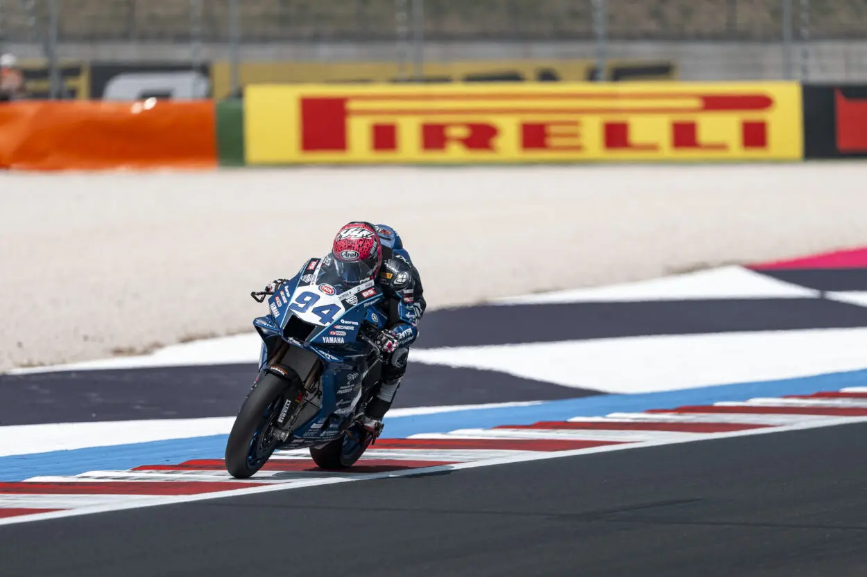SSP | Round Gran Bretagna 2025, FP: Lucas Mahias è il più veloce nella singola libera di Donington